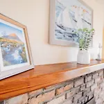 Wild Atlantic Way Coastal Retreat By Shortstays *