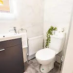 Wild Atlantic Way Coastal Retreat By Shortstays Ballynahown