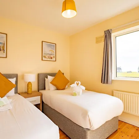 Wild Atlantic Way Coastal Retreat By Shortstays Ferienhaus Ballynahown