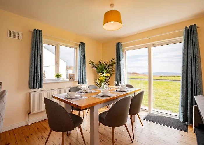 Дом отдыха Wild Atlantic Way Retreat By Shortstays *